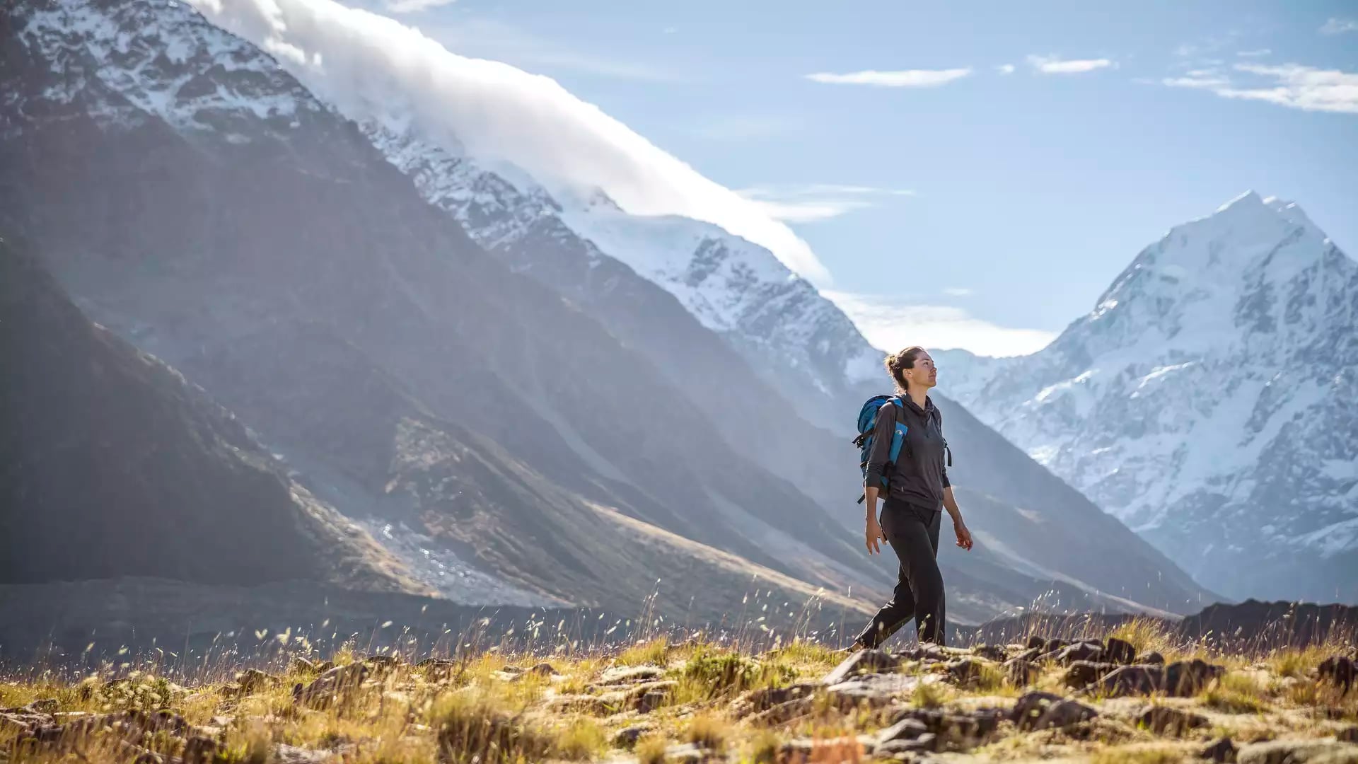 hiking in mount cook national park new zealand